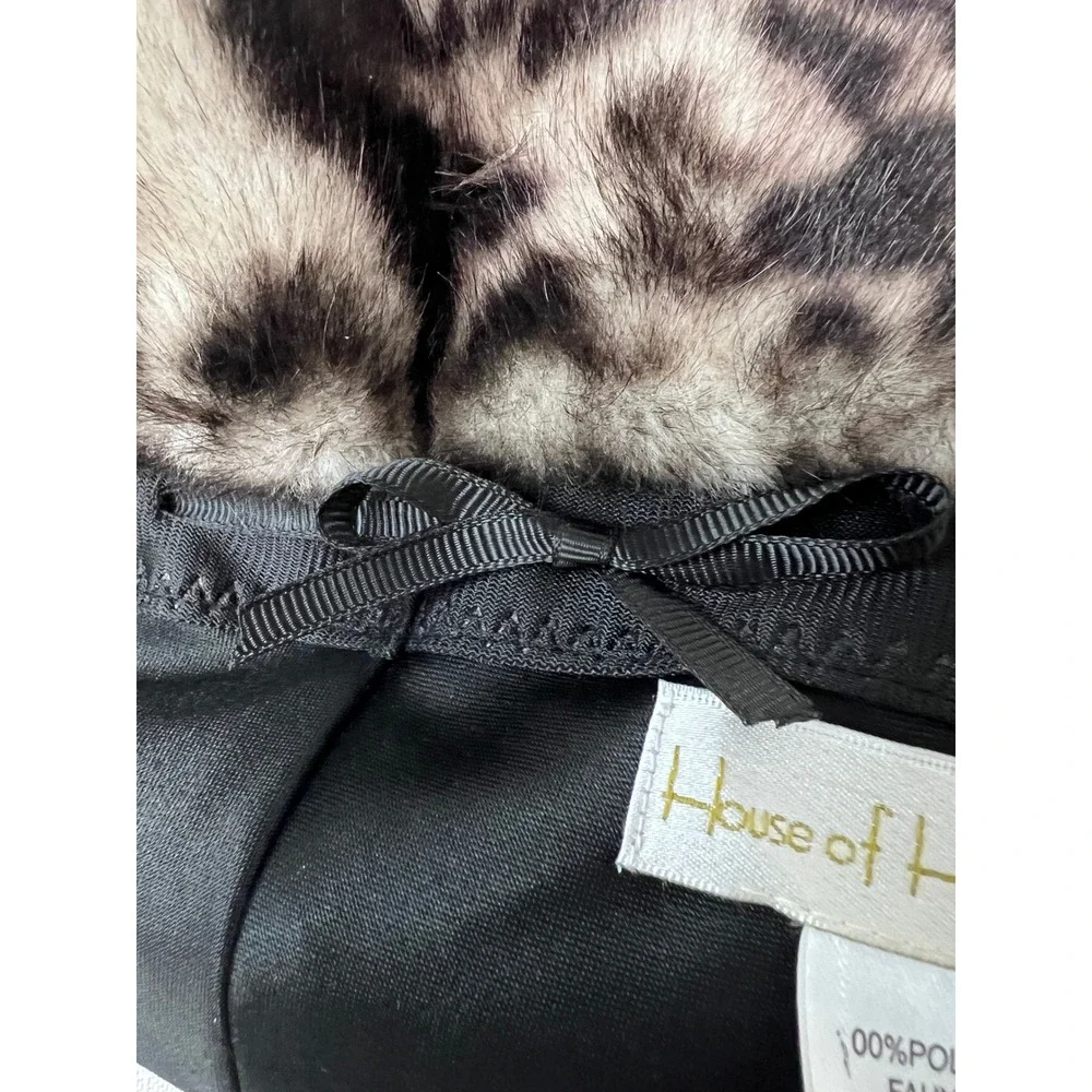 House of Harlow 1960 Bucket Hat Womens OS Leopard Print Excellent Faux Fur Grey